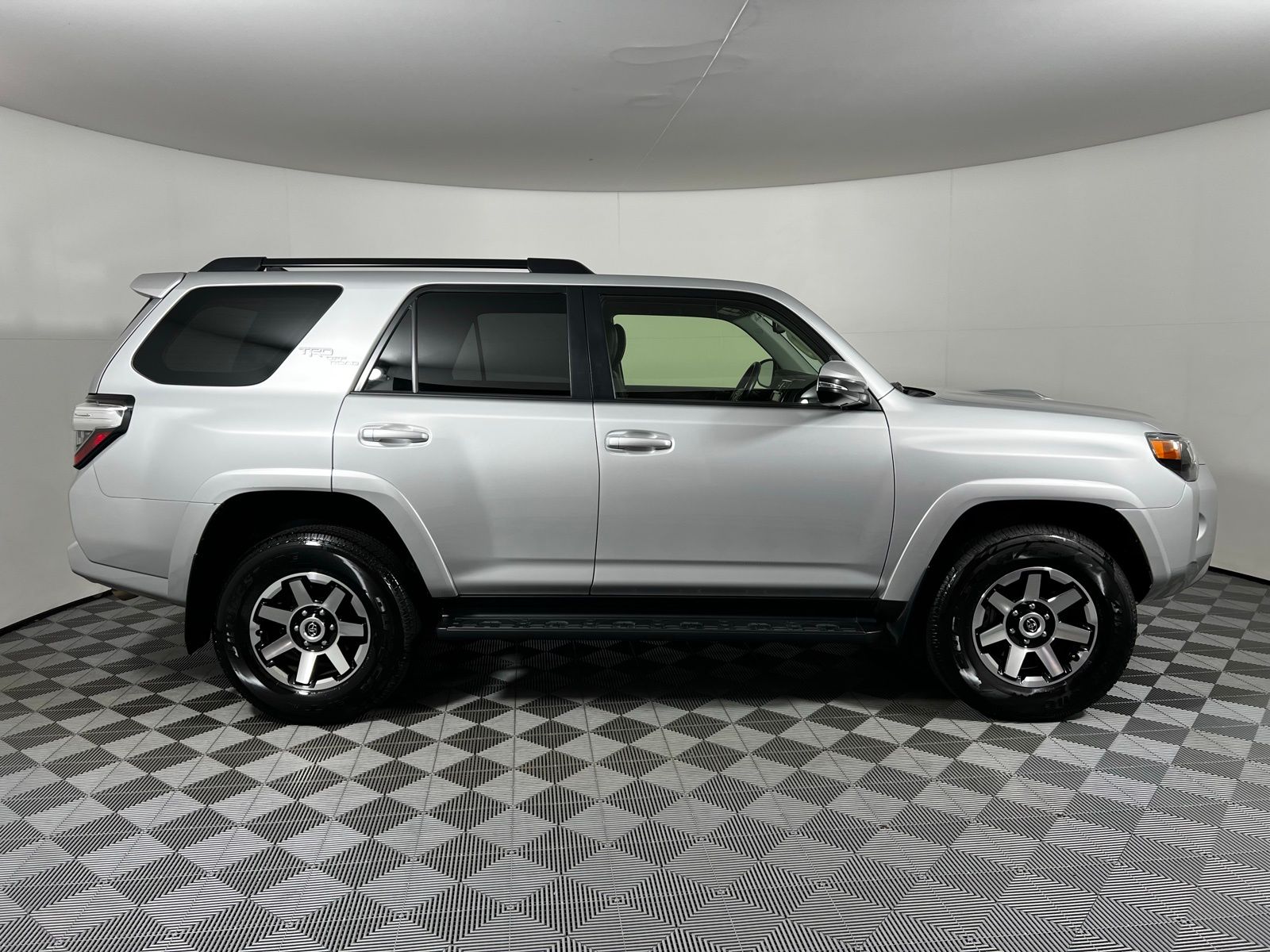 Thumbnail: 2024 Toyota 4Runner - 4