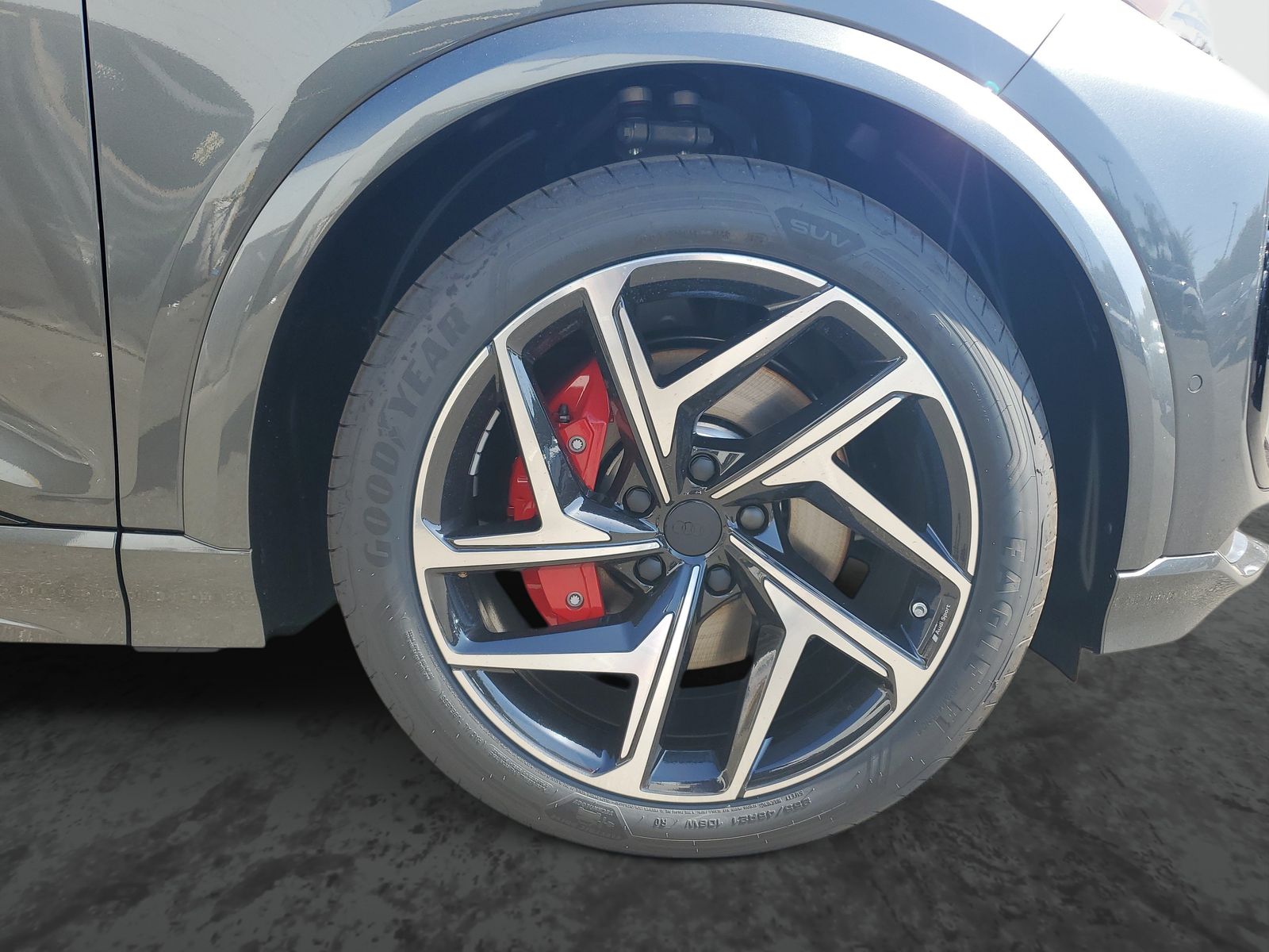 Vehicle photo