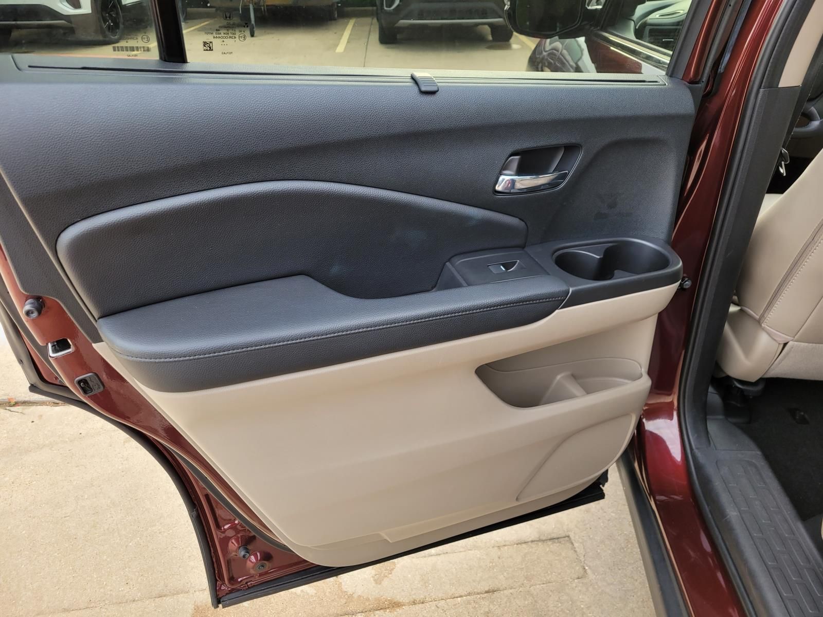 used 2022 Honda Pilot car, priced at $27,380