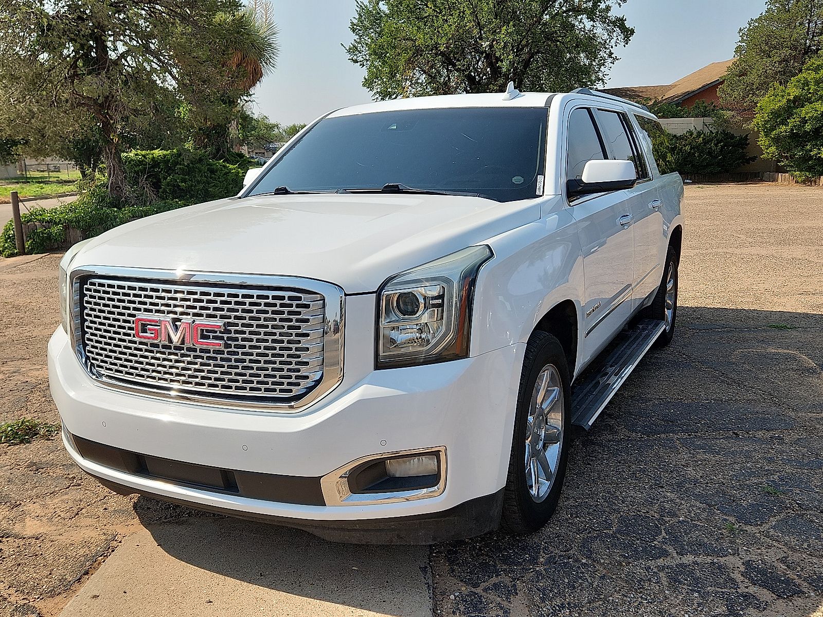 2016 GMC Yukon XL Denali 4WD