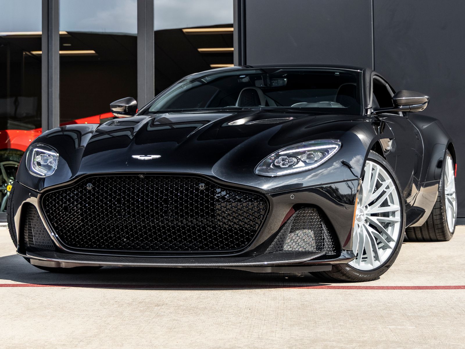 Onyx Black 2022 Aston Martin DBS Superleggera Coupe RWD Coupe Rear-Wheel Drive 8-Speed Automatic