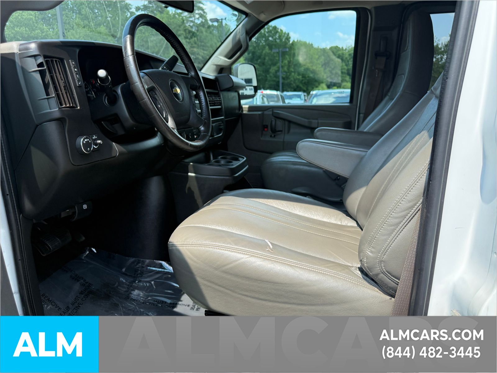 Used 2020 White Chevrolet LS image 12