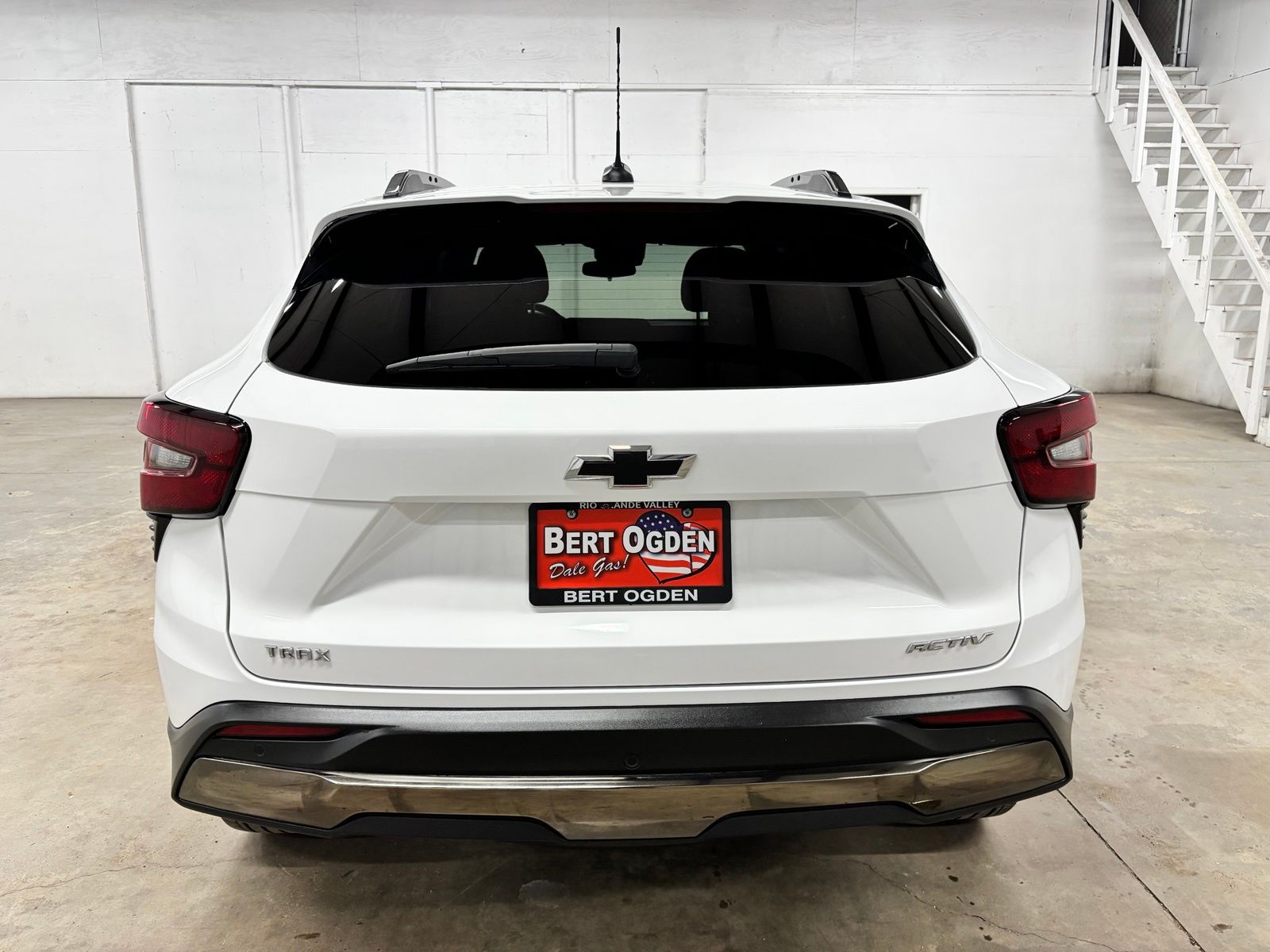 Used 2025 White Chevrolet ACTIV image 6