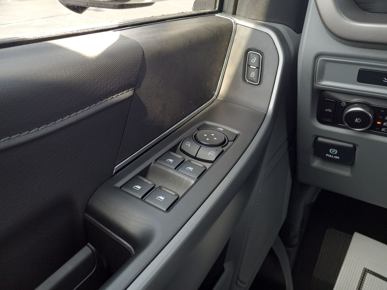 2026 Ford F-150 image 33