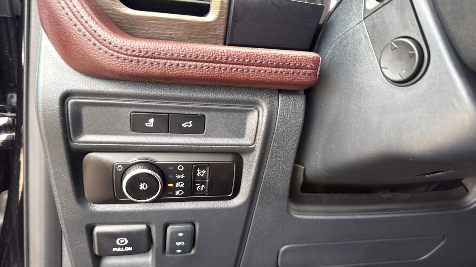 Used Car 2024 Ford Expedition Max  Limited For Sale Under $40,000 In Austin, Texas