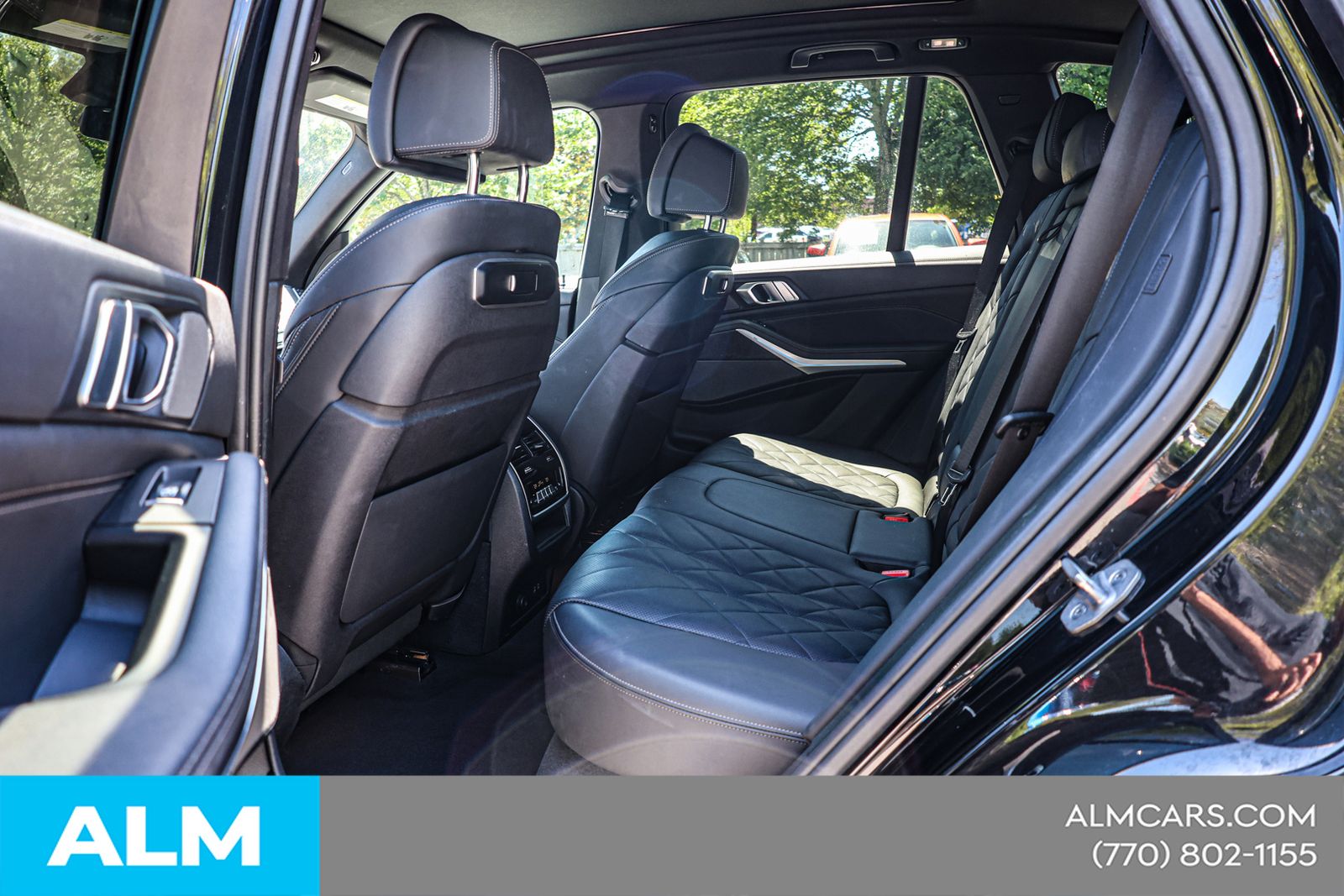 Used 2024 Black BMW sDrive40i image 19