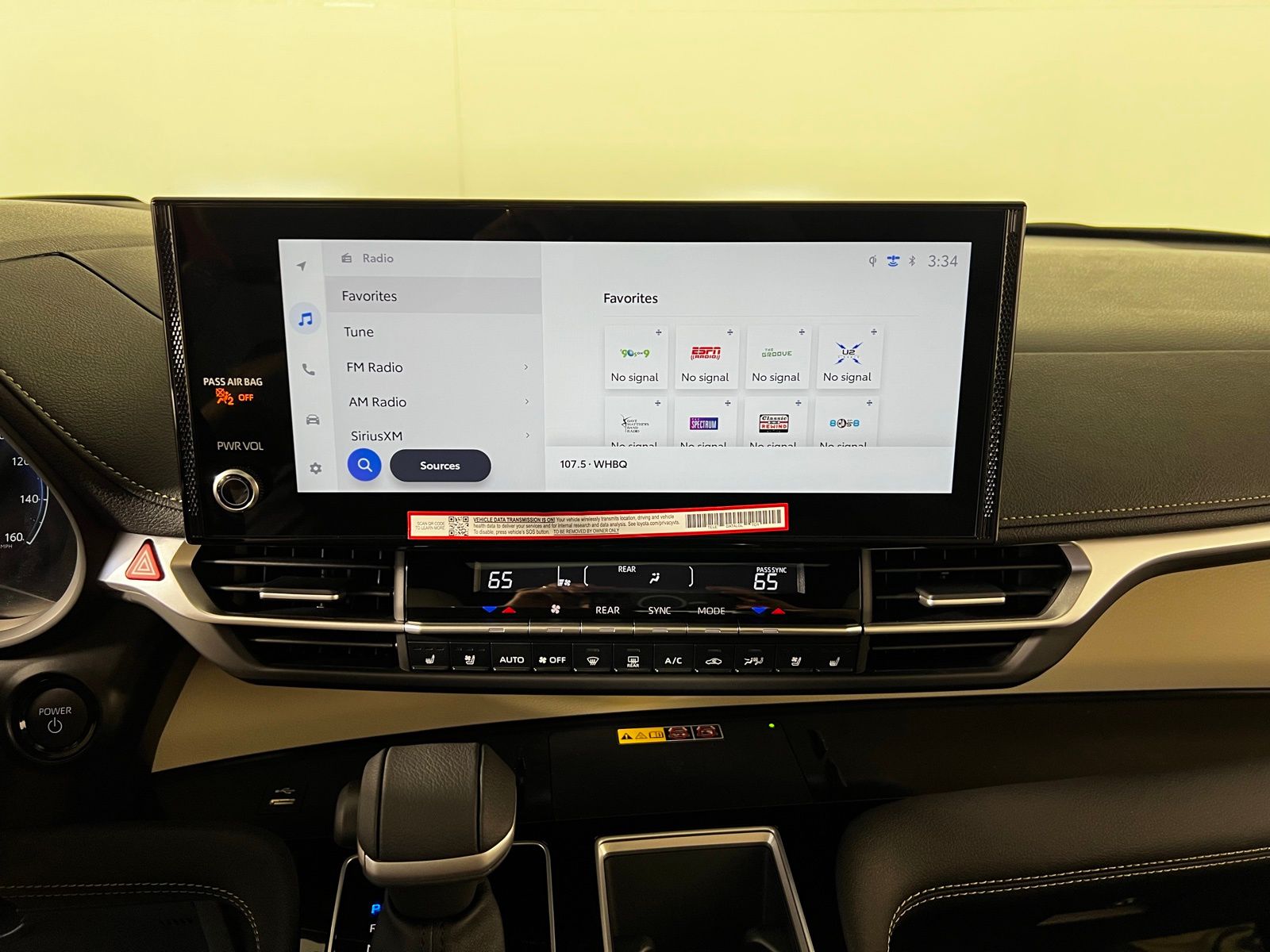 2025 Toyota Sienna Platinum 18