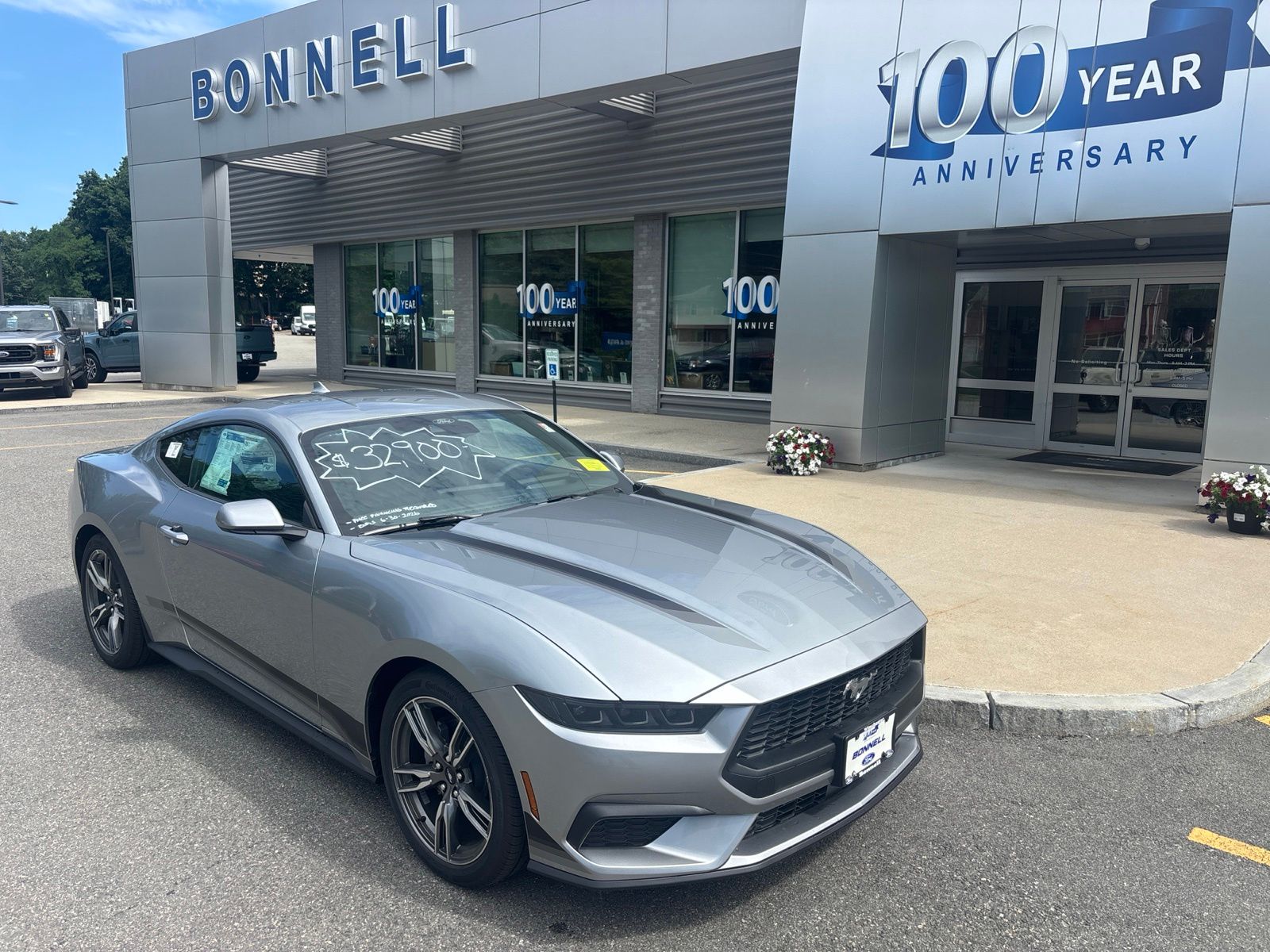 Iconic Silver Metallic 2025 Ford Mustang Coupe Rear-Wheel Drive Automatic