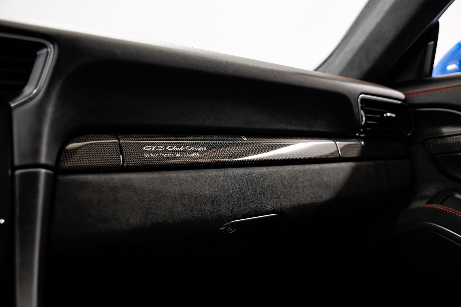 2016 Porsche 911 Carrera GTS — photo 17