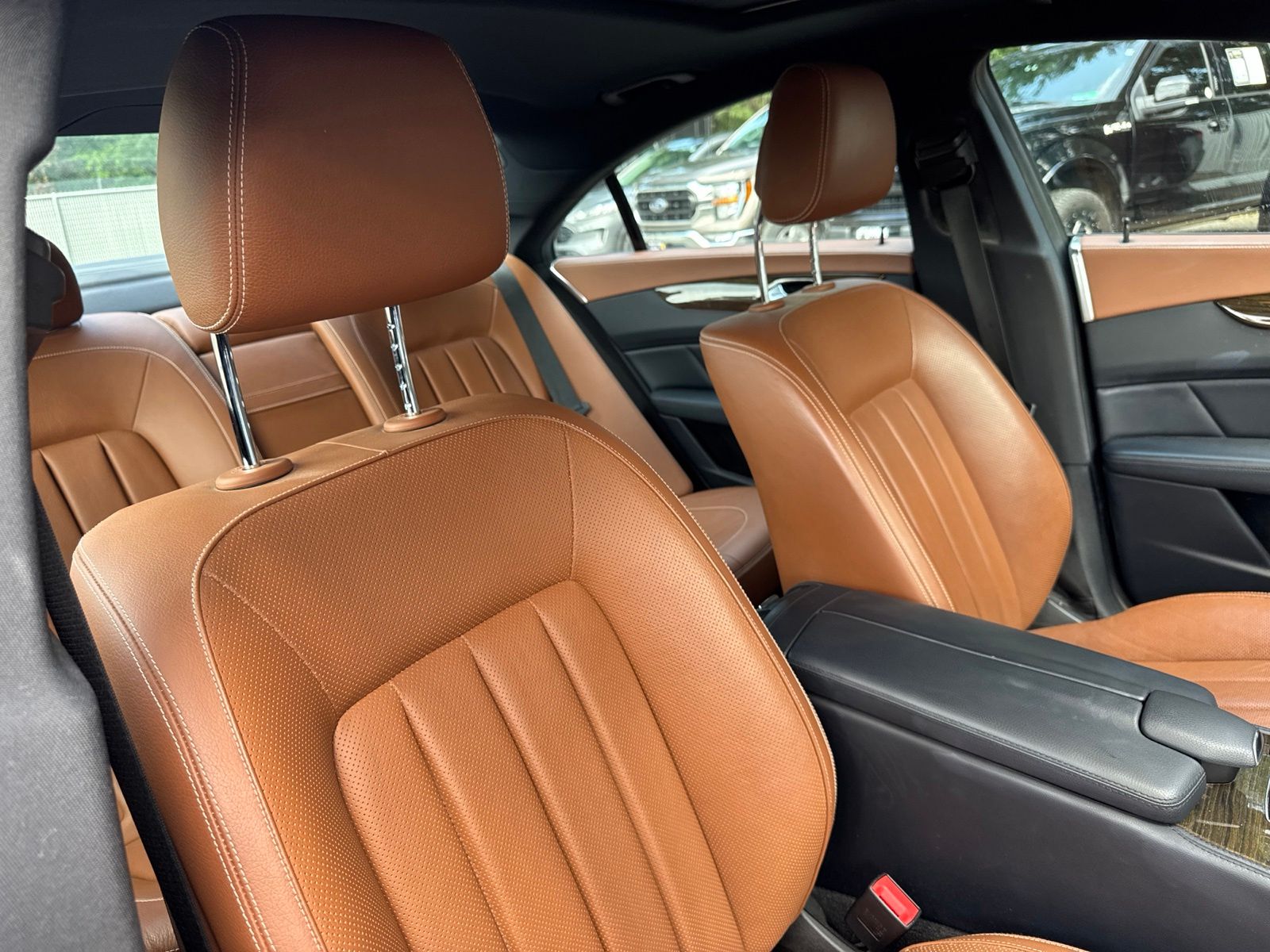 Used 2015 Blue Metallic Mercedes-Benz CLS 400 image 32