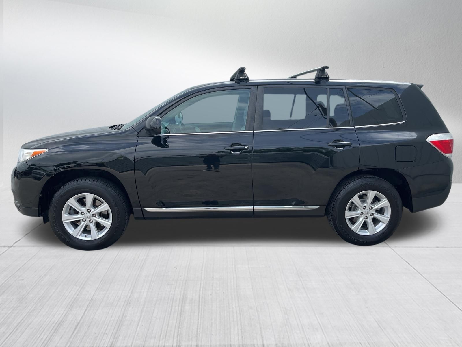 Used Car 2013 Toyota Highlander  For Sale Under $12,000 In Austin, Texas