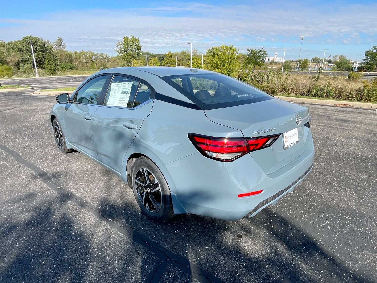 2025 Nissan Sentra SV 32