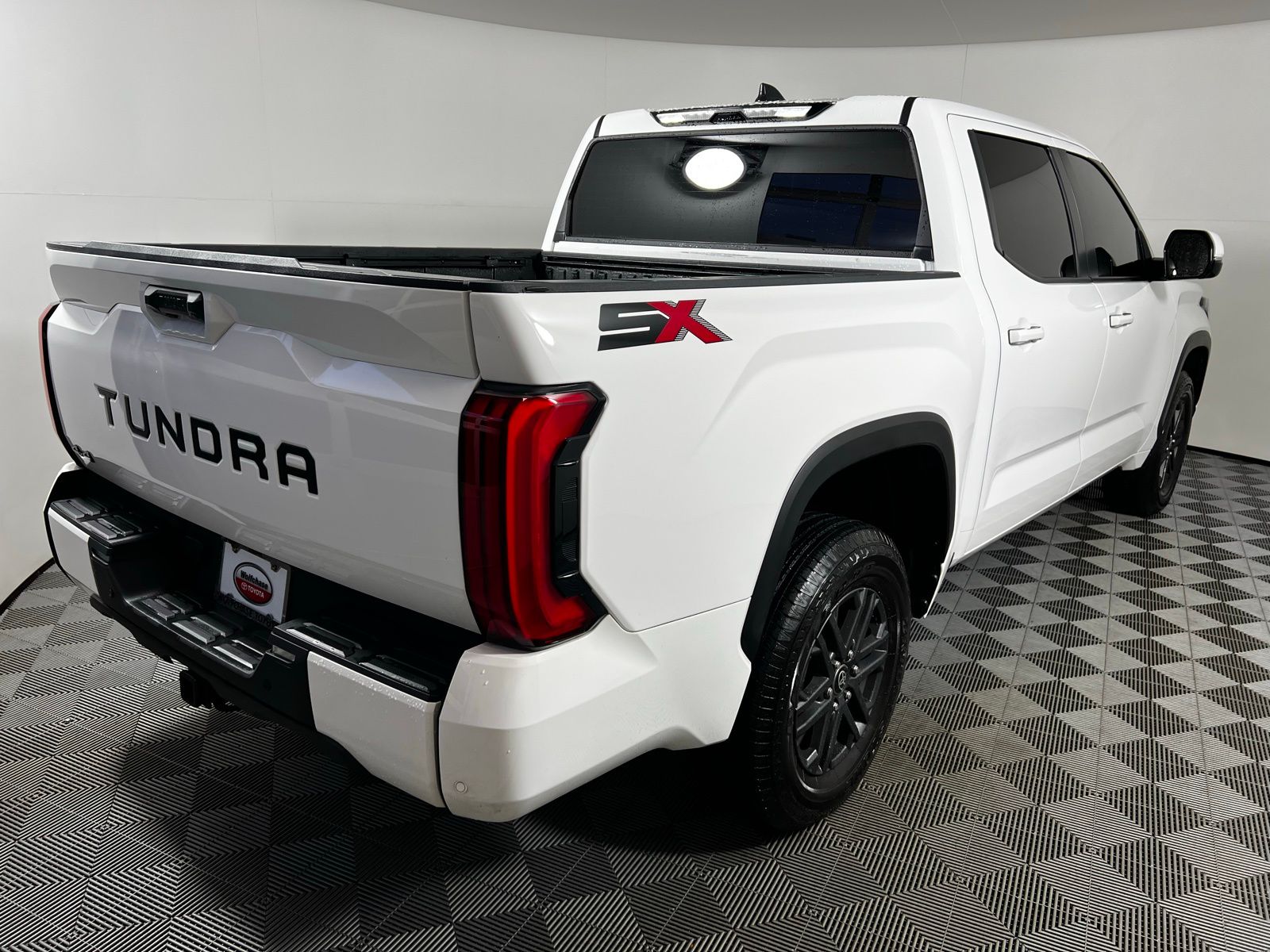 Thumbnail: 2025 Toyota Tundra - 5