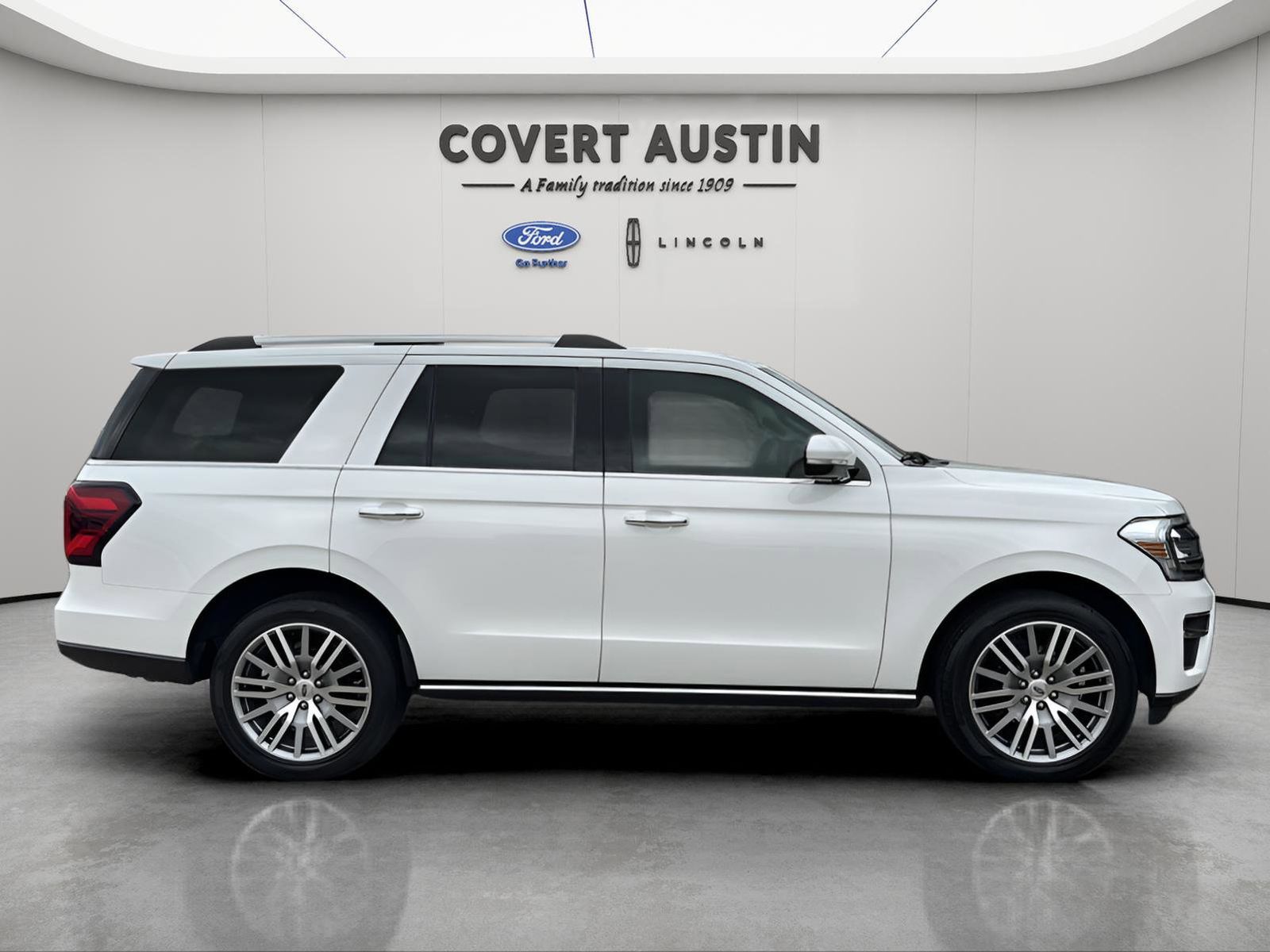 Used Car 2022 Ford Expedition  Limited For Sale Under $50,000 In Austin, Texas