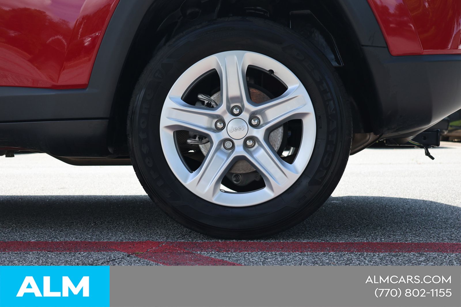 Used 2024  Jeep Sport image 17