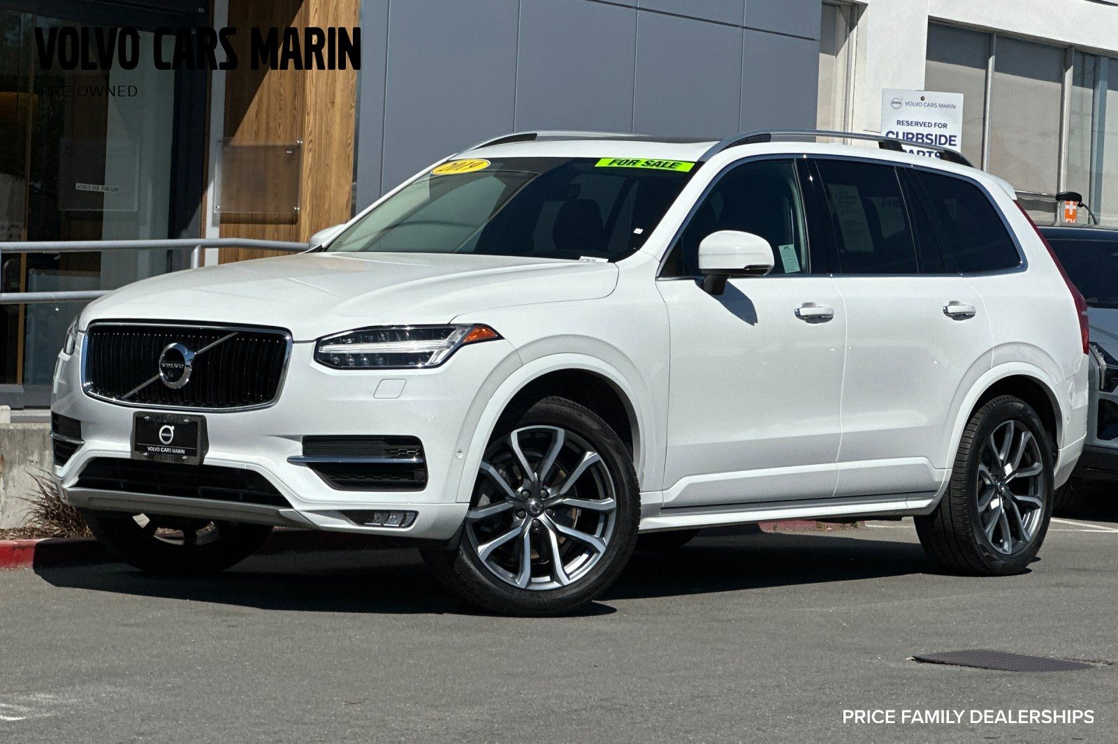 2019 Volvo XC90 T6 Momentum AWD