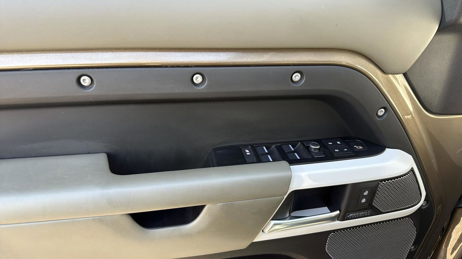 Used Car 2020 Land Rover Defender 110  Hse For Sale Under $50,000 In Austin, Texas