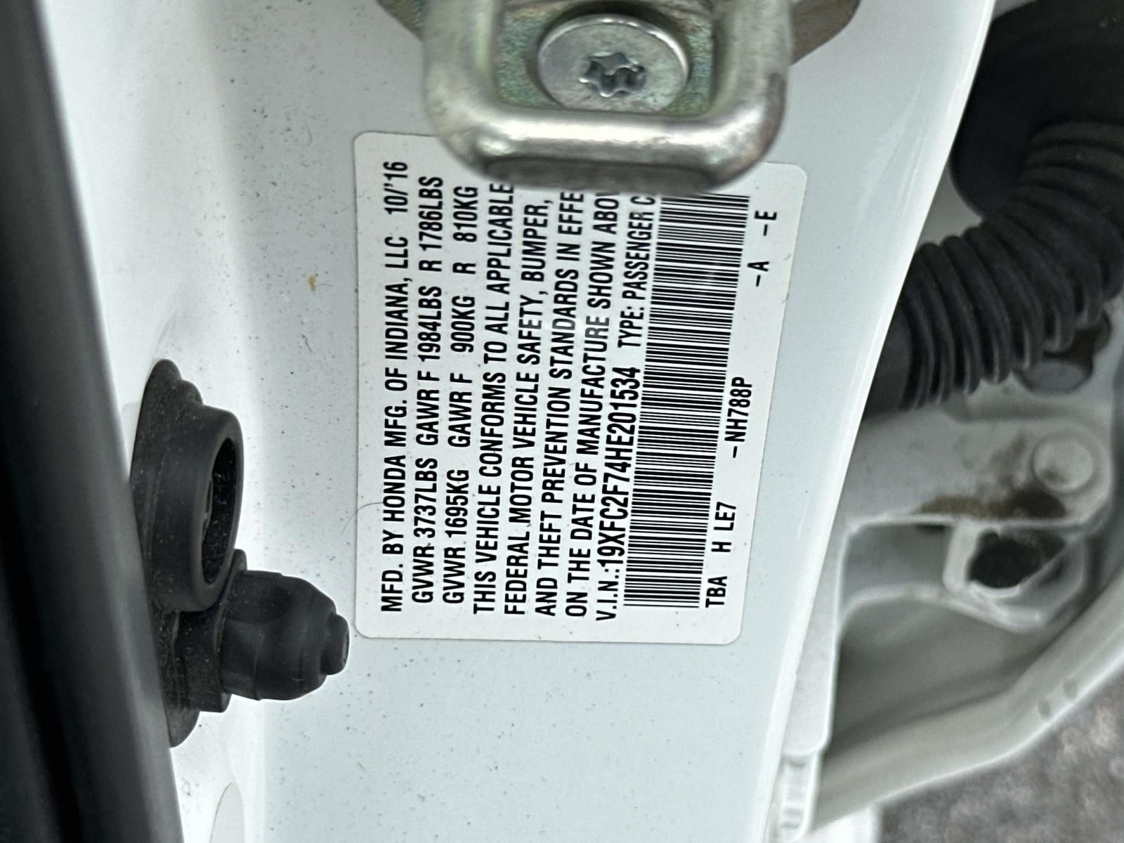 Used 2017  Honda EX image 27