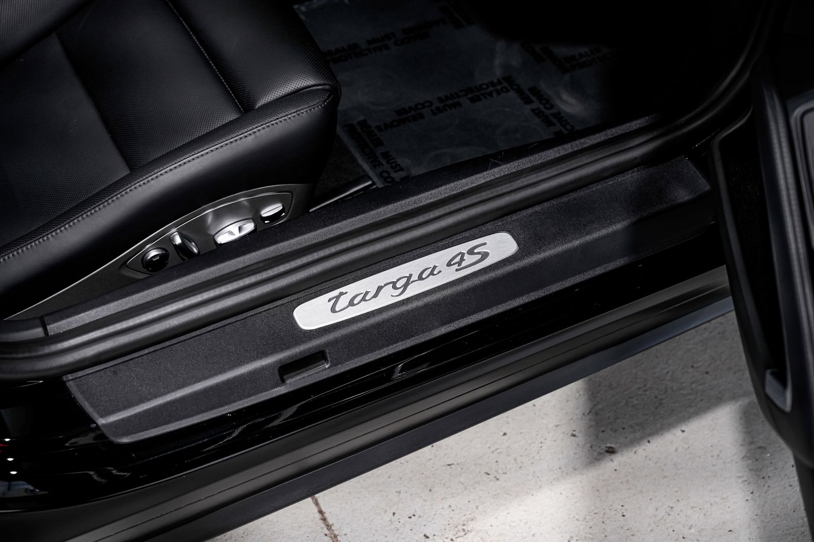 2014 Porsche 911 Targa 4S — photo 29