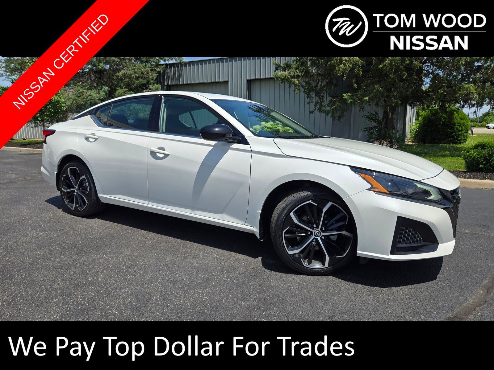 Pearl White Tricoat 2024 Nissan Altima Sedan All-Wheel Drive Continuously Variable Transmission