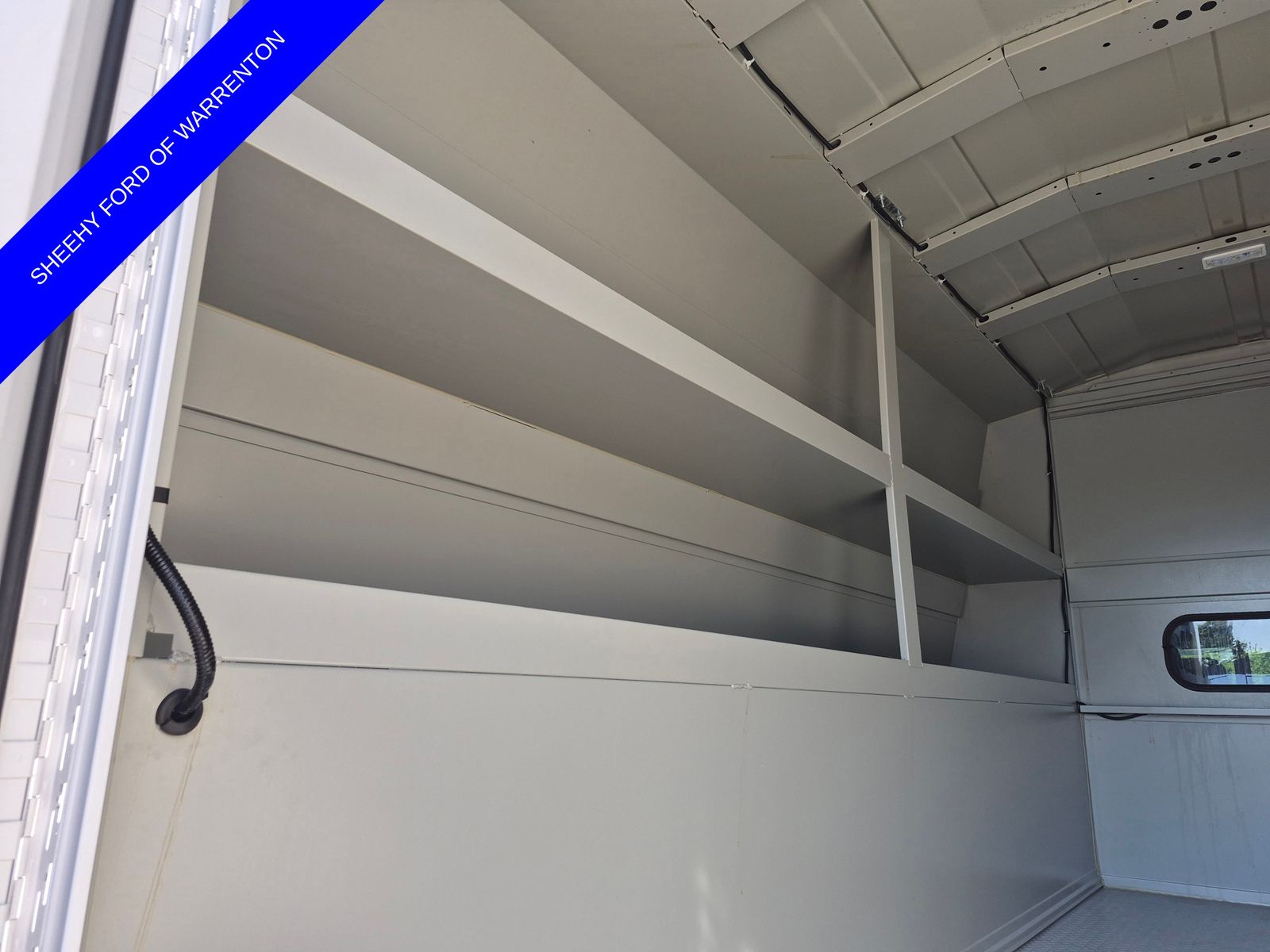 New 2026 Oxford White Ford XL SERVICE BODY image 21