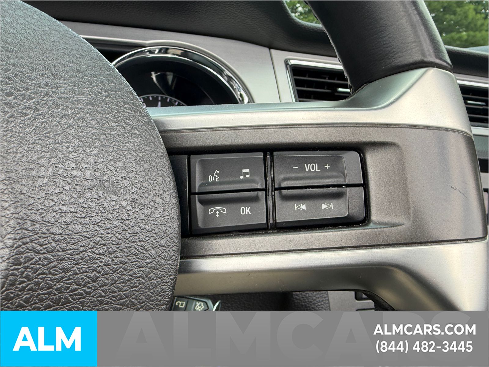 Used 2014 Gray Ford V6 Premium image 20