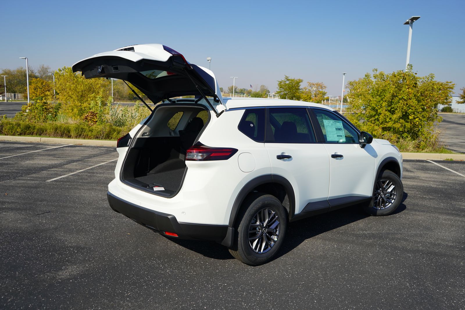 2025 Nissan Rogue S 37