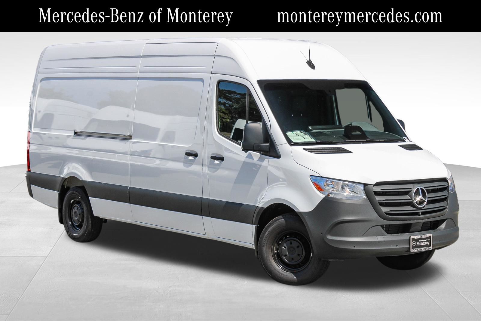 2026 Mercedes-Benz Sprinter 2500 170 WB High Roof's photo