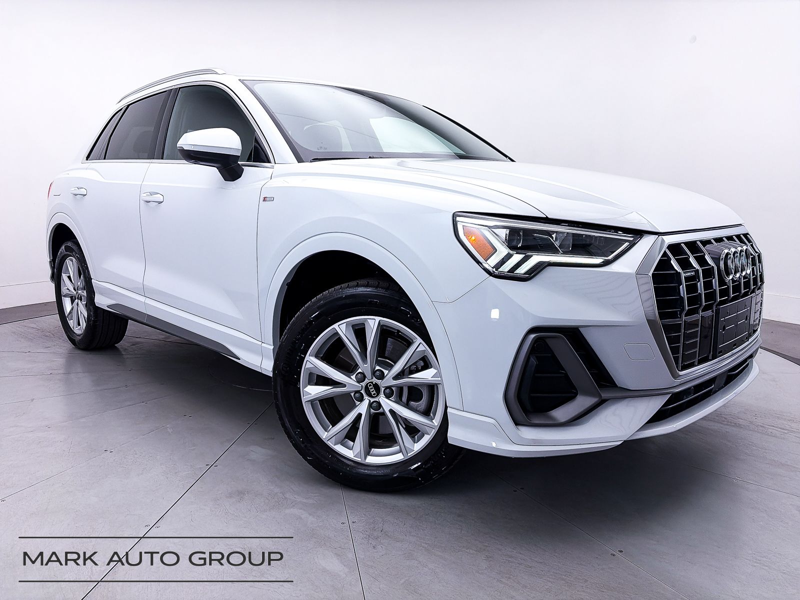 2022 Audi Q3 Premium Plus