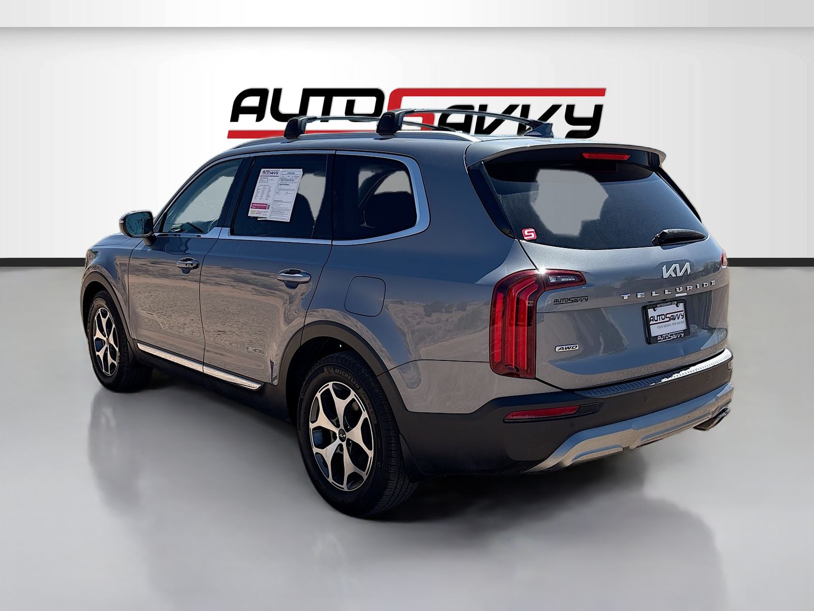 Used 2022 Silver Kia EX image 5