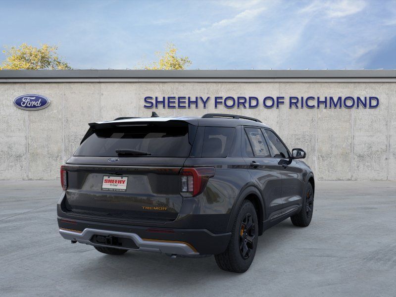 New 2026 Agate Black Metallic Ford Tremor image 8