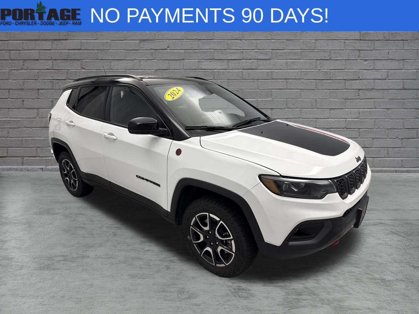 Bright White Clearcoat 2024 Jeep Compass SUV / Crossover Four-Wheel Drive 8-Speed Automatic