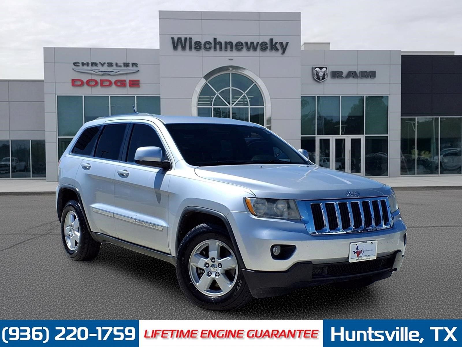 Bright Silver Metallic Clearcoat 2011 Jeep Grand Cherokee SUV / Crossover 4X2 5-Speed Automatic
