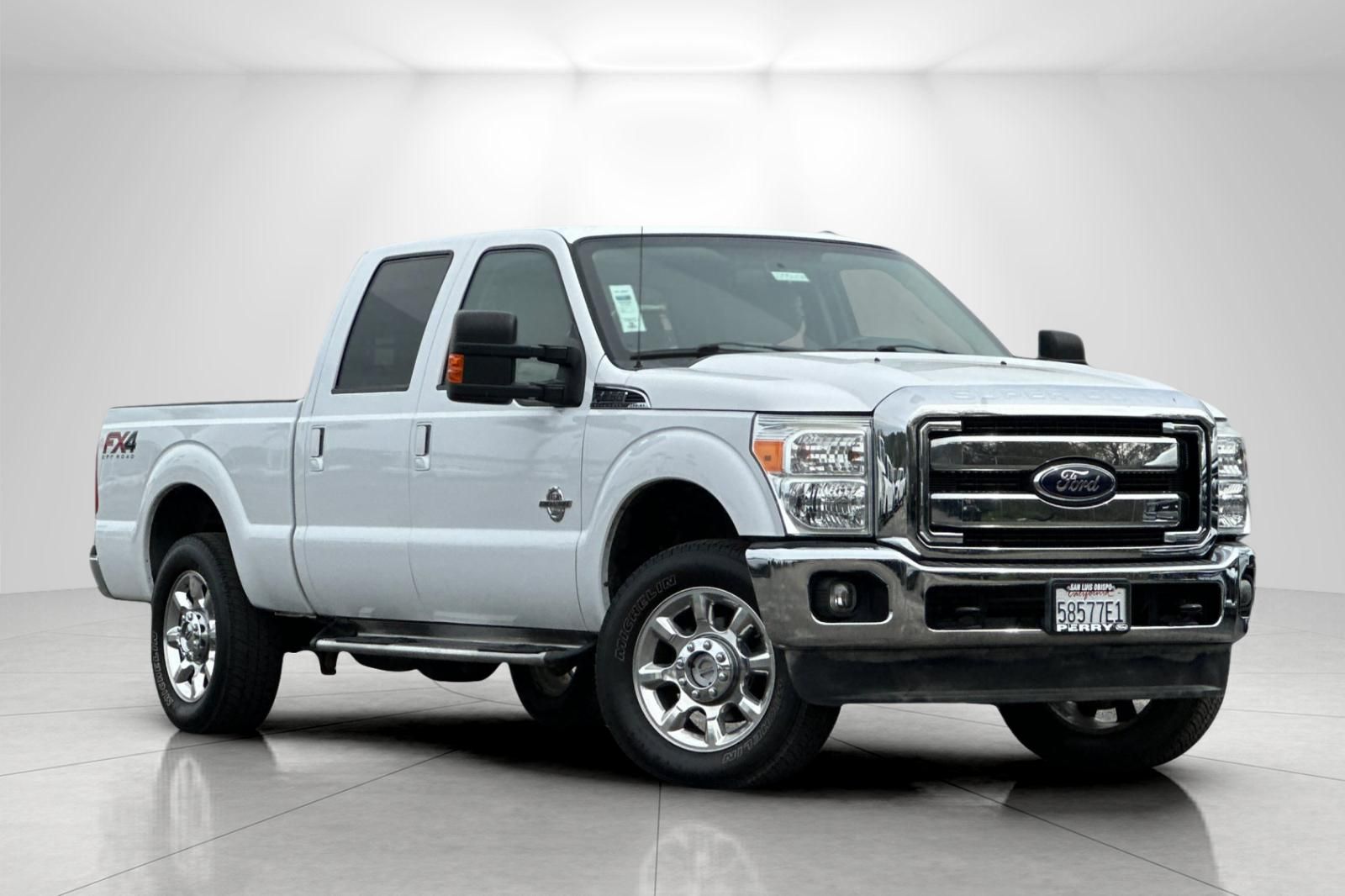 2012 Ford F-250 Super Duty Lariat Crew Cab 4WD