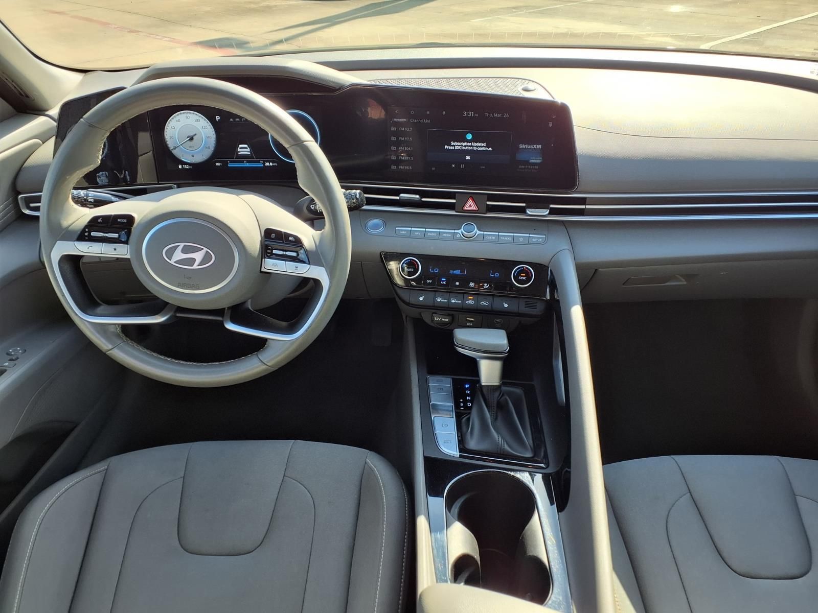 2025 Hyundai Elantra SEL Convenience - 10