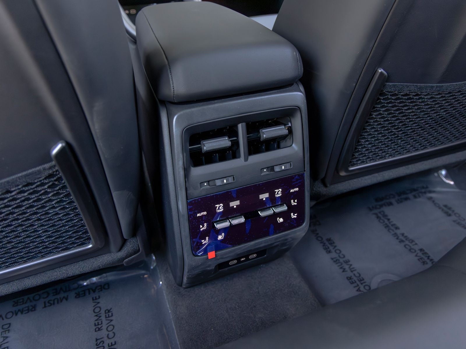2025 Porsche Macan Base - Photo 42