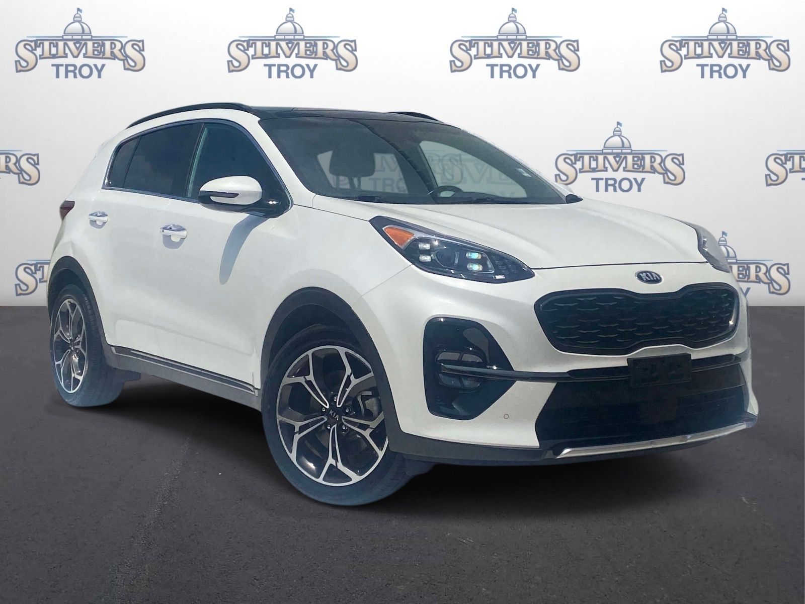 Snow White Pearl 2022 Kia Sportage SUV / Crossover Front-Wheel Drive 6-Speed Automatic Overdrive