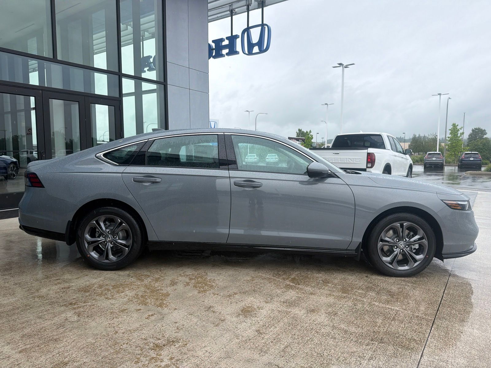 New 2026 Honda Accord Hybrid Sedan