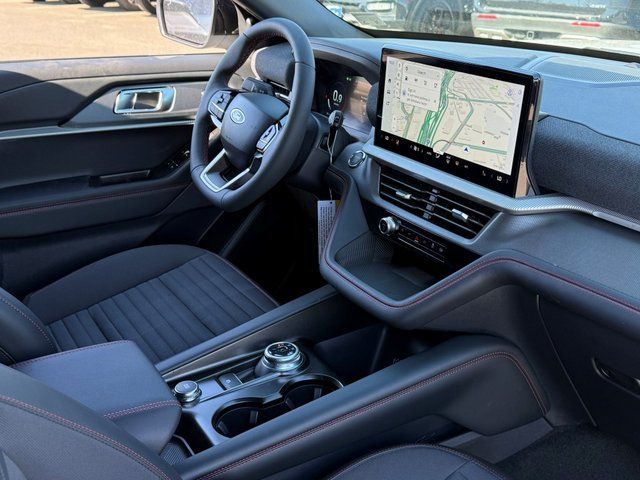 New 2026 Space White Metallic Ford ST-Line image 6