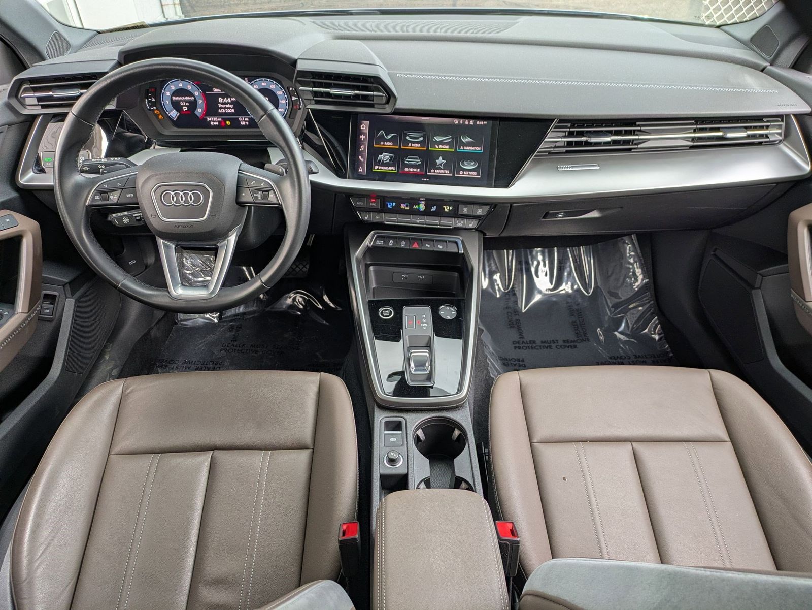 View vehicle photo 7