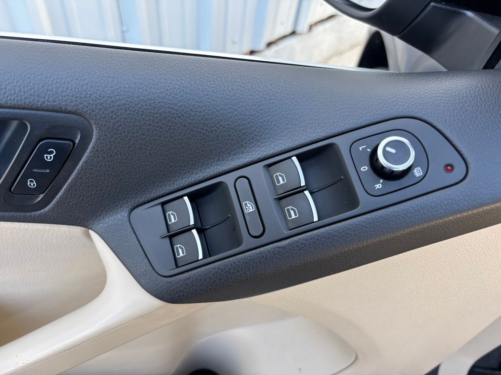 Used Car 2012 Volkswagen Tiguan  For Sale Under $10,000 In Austin, Texas