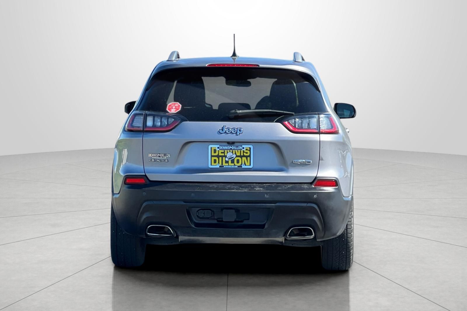 View vehicle photo 5