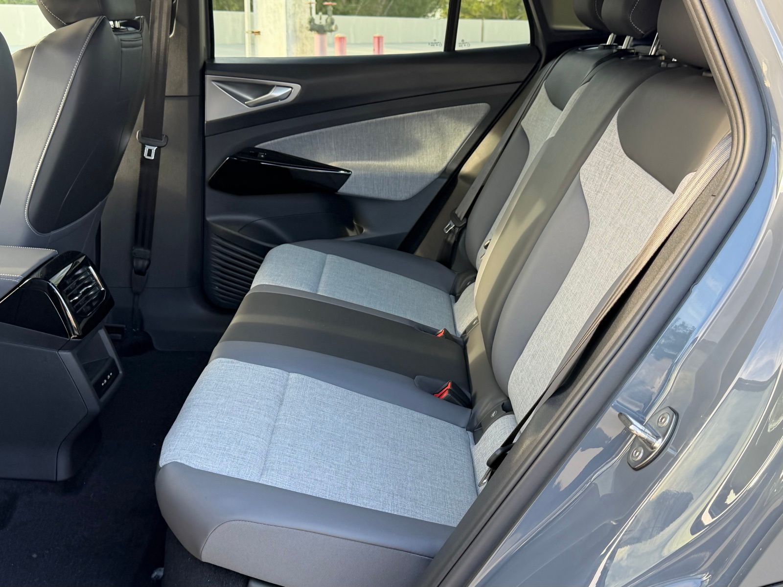 2026 Volkswagen ID.4 PRO - Photo 25