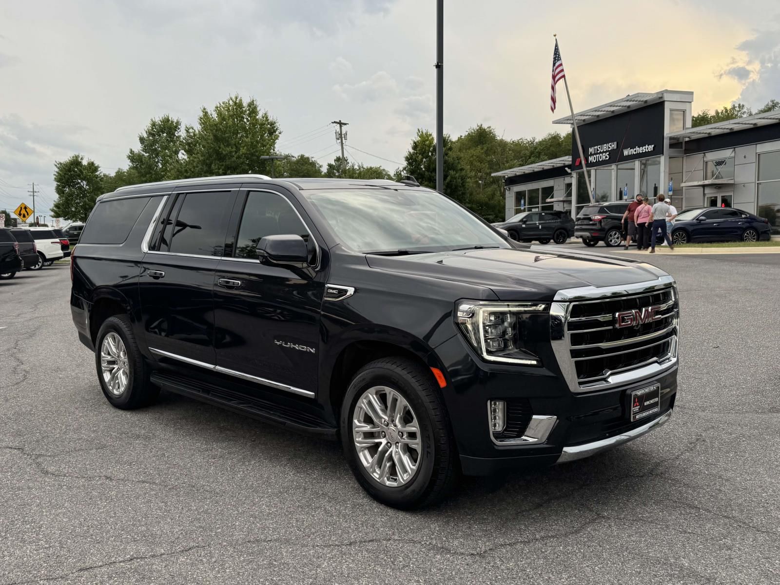 Titanium Rush Metallic 2023 GMC Yukon XL SUV / Crossover Four-Wheel Drive