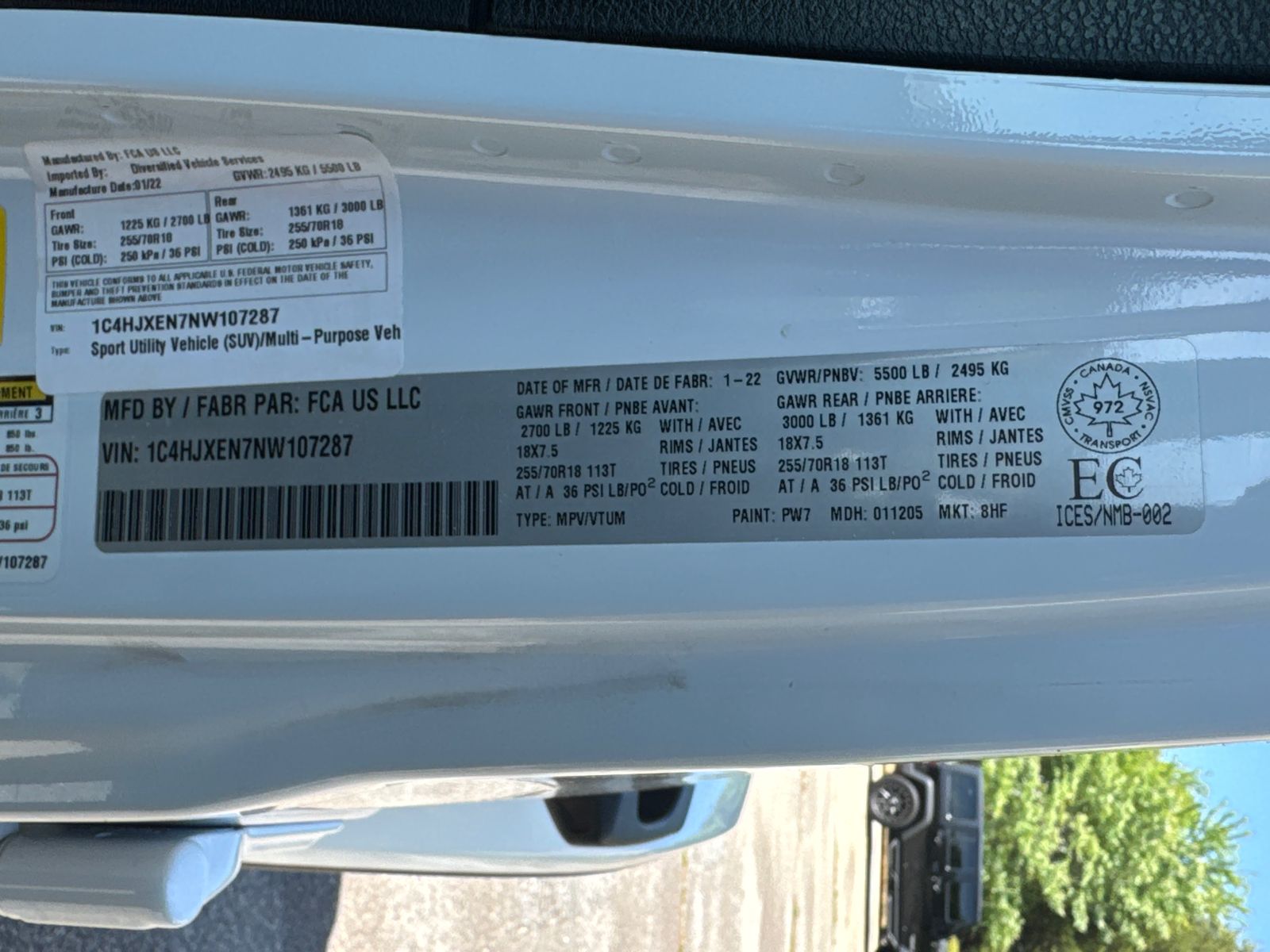 Used 2022 White/off-white Jeep Unlimited Sahara image 32