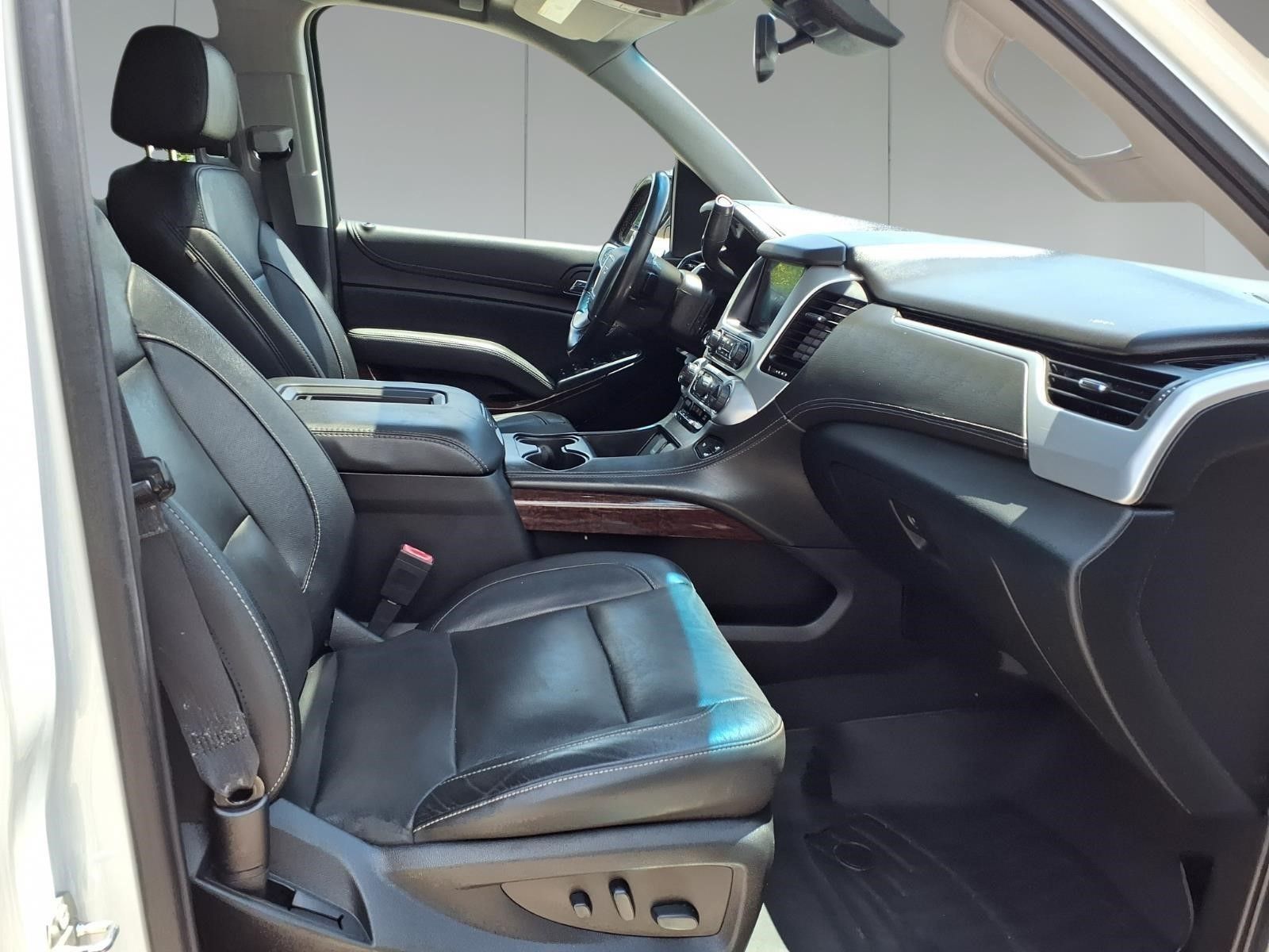 2020 GMC Yukon XL SLT White at Shottenkirk Kia Fort Bend