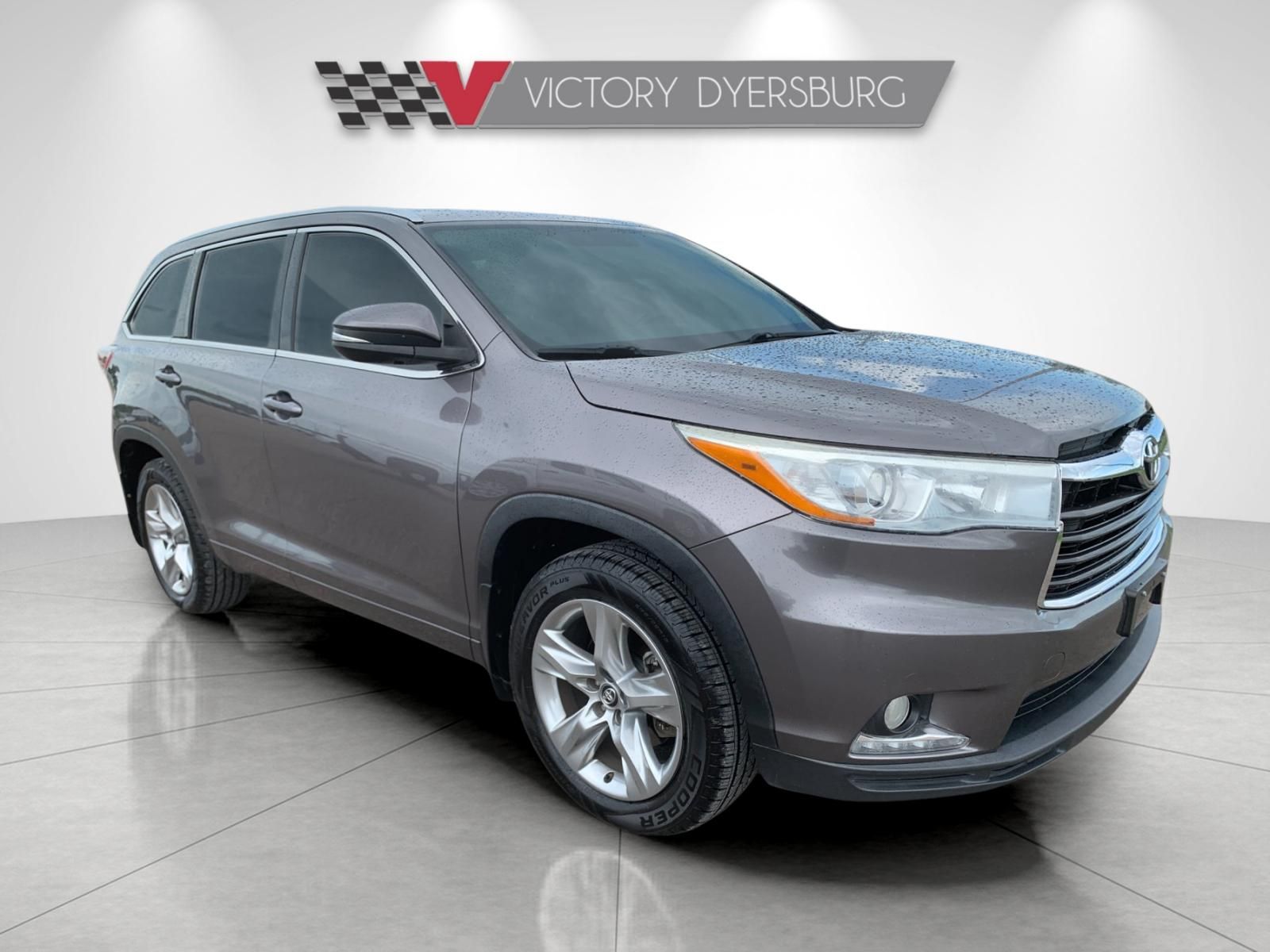 Predawn Gray Mica 2016 Toyota Highlander SUV / Crossover All-Wheel Drive 6-Speed Automatic Overdrive
