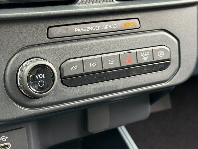 New 2026 Oxford White Ford XL image 24