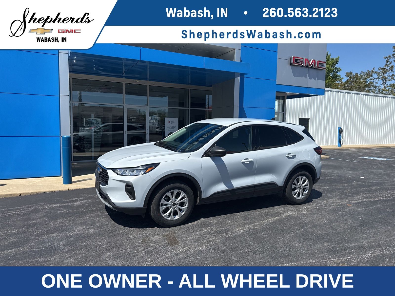 Silver Metallic 2025 Ford Escape SUV / Crossover All-Wheel Drive 8-Speed Automatic