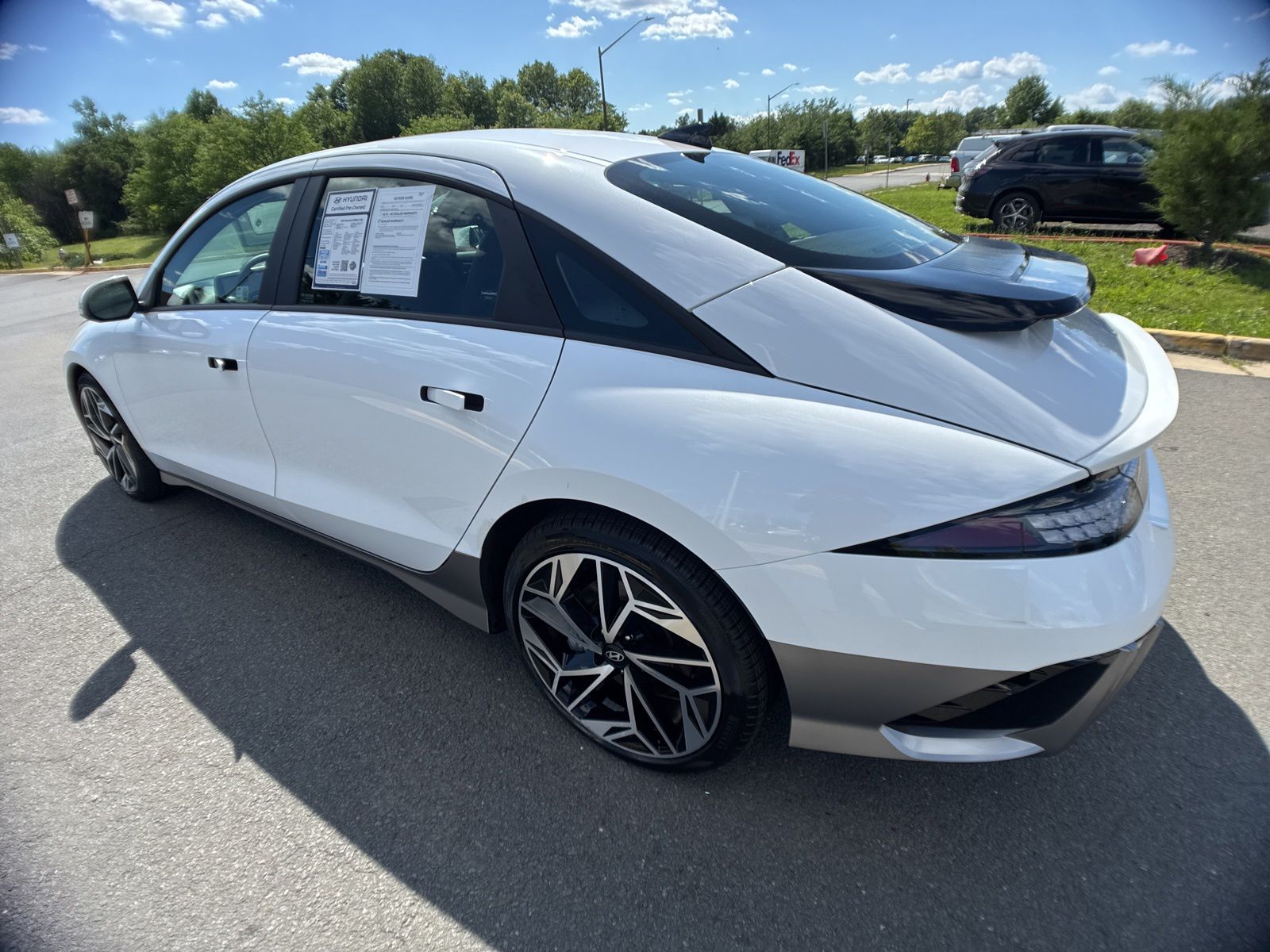 Used 2024 White Hyundai SEL image 6